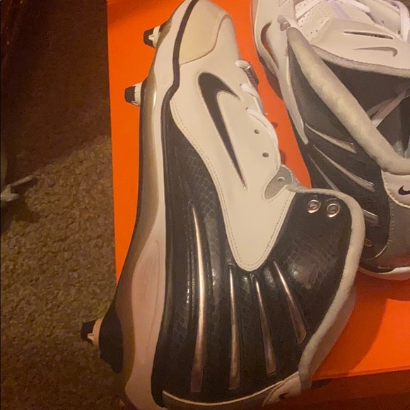 New football Nike cleats air zoom assassin white main image 7